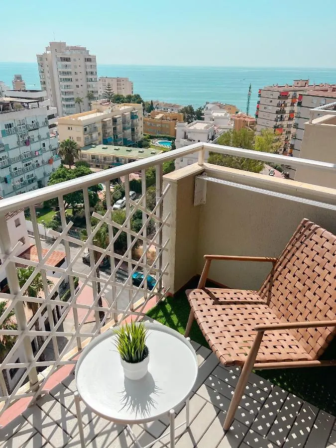 Cozy Studio With Sea Views Benalmadena Apartment